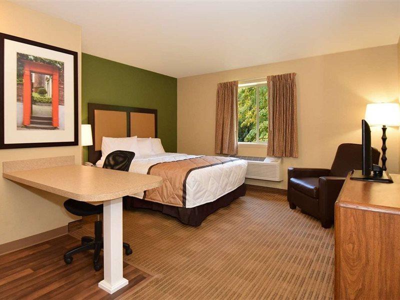 เอ็กซ์เทนด์ สเตย์ อเมริกา - เอครอน - คอปลีย์ - เวสต์ Hotel Copley ภายนอก รูปภาพ