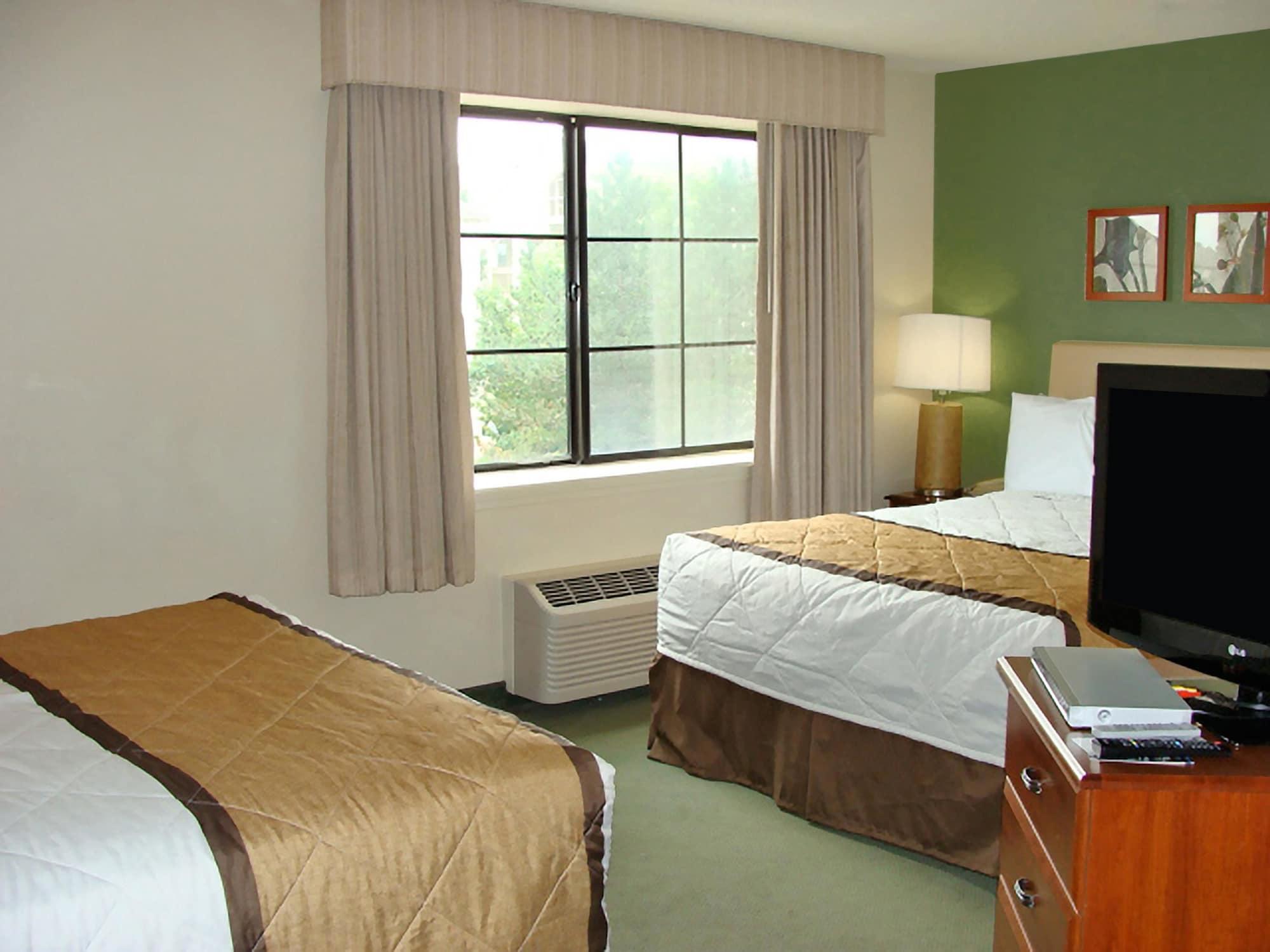 เอ็กซ์เทนด์ สเตย์ อเมริกา - เอครอน - คอปลีย์ - เวสต์ Hotel Copley ภายนอก รูปภาพ
