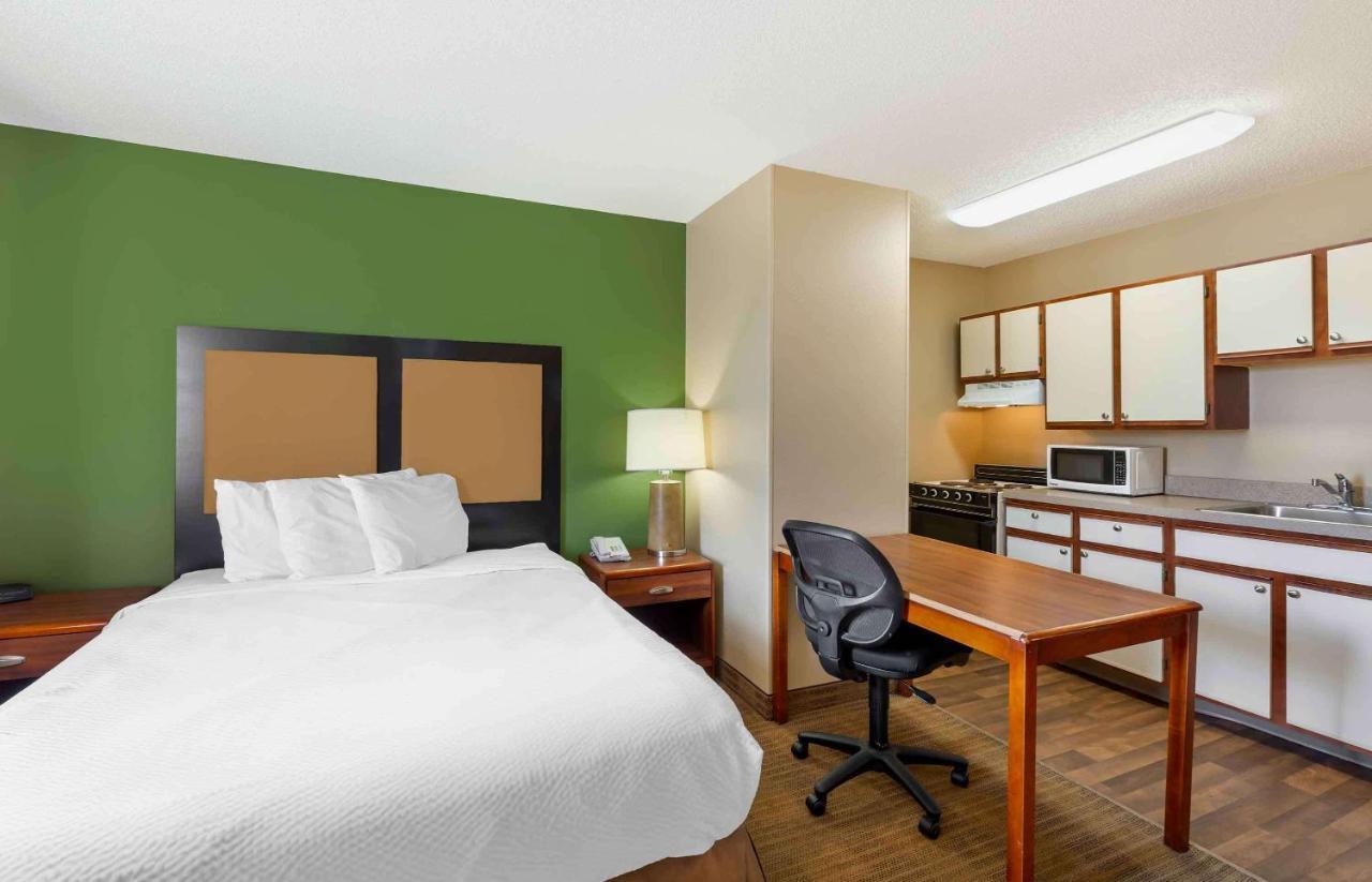 เอ็กซ์เทนด์ สเตย์ อเมริกา - เอครอน - คอปลีย์ - เวสต์ Hotel Copley ภายนอก รูปภาพ