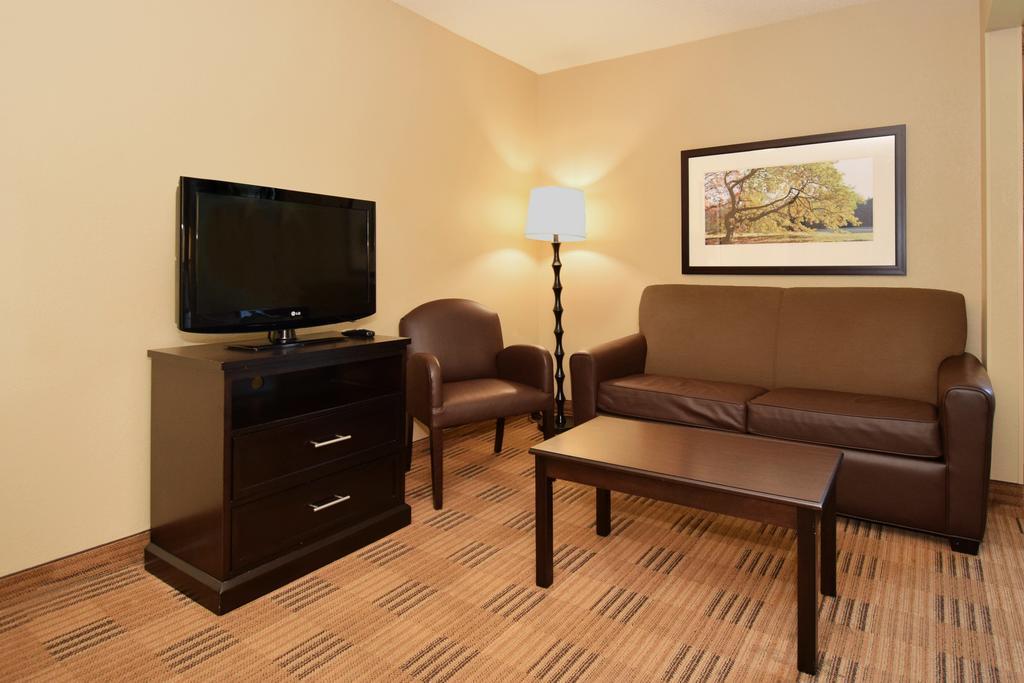 เอ็กซ์เทนด์ สเตย์ อเมริกา - เอครอน - คอปลีย์ - เวสต์ Hotel Copley ภายนอก รูปภาพ